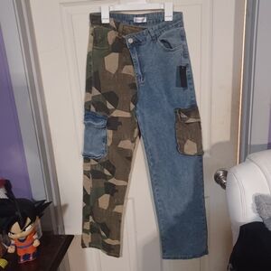 Hot Miami Styles Camouflage and Denim Cargo Pants Size S W 13